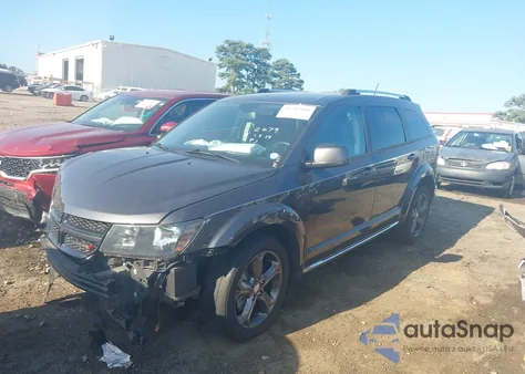 2015 Dodge Journey Crossroad z USA, uszkodzony, nr VIN 3C4PDCGB5FT682509